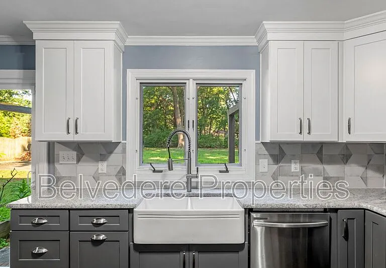 4103 Oak Hollow Dr — Photo 10