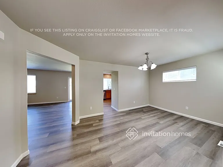 1314 Hardtke Ave NE — Photo 4