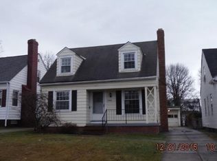 15622 Scottsdale Blvd, Shaker Heights, OH 44120