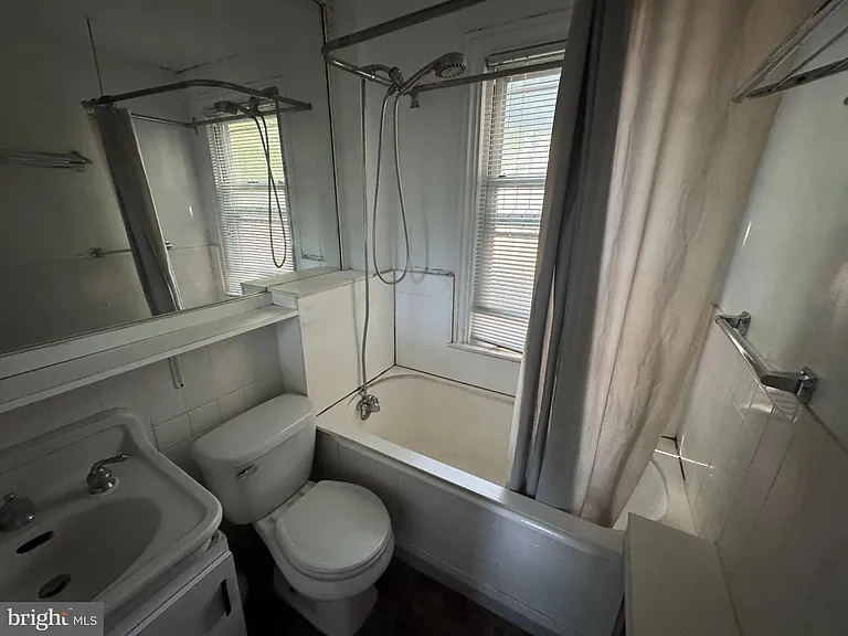 17 Green St — Photo 10