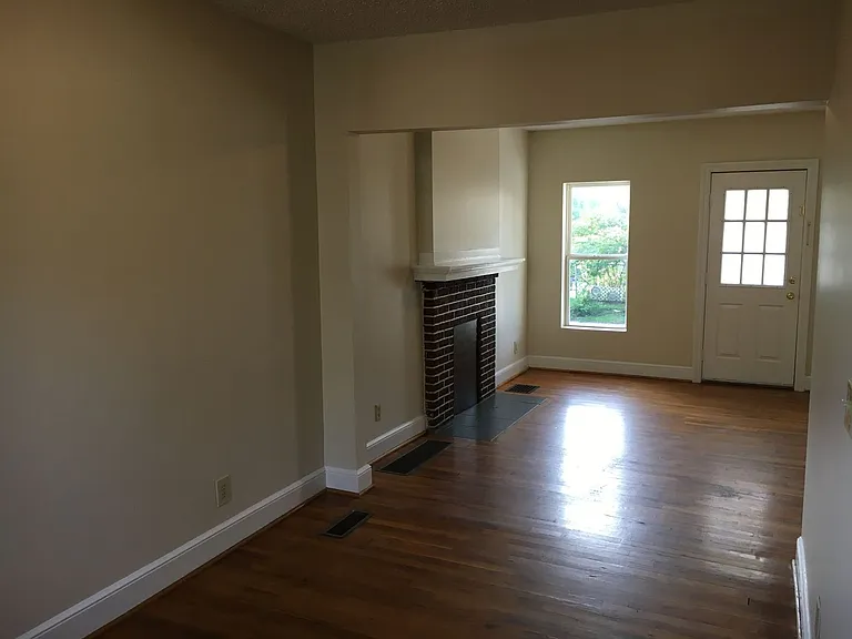 260-274 E Hudson St — Photo 6