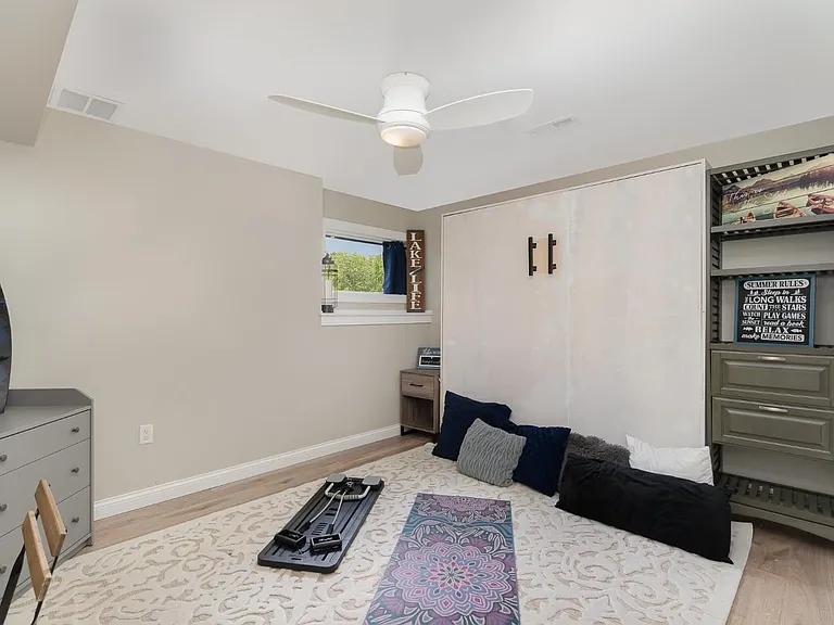 1753 Cove Cir E — Photo 15