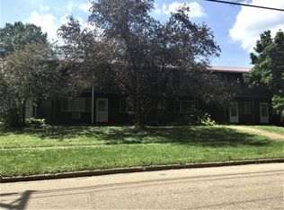 507 N Genesee St APT 1B, Morrison, IL 61270