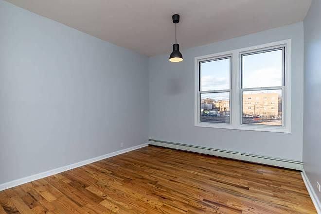 1st image of 2111 Nameoke Ave #3