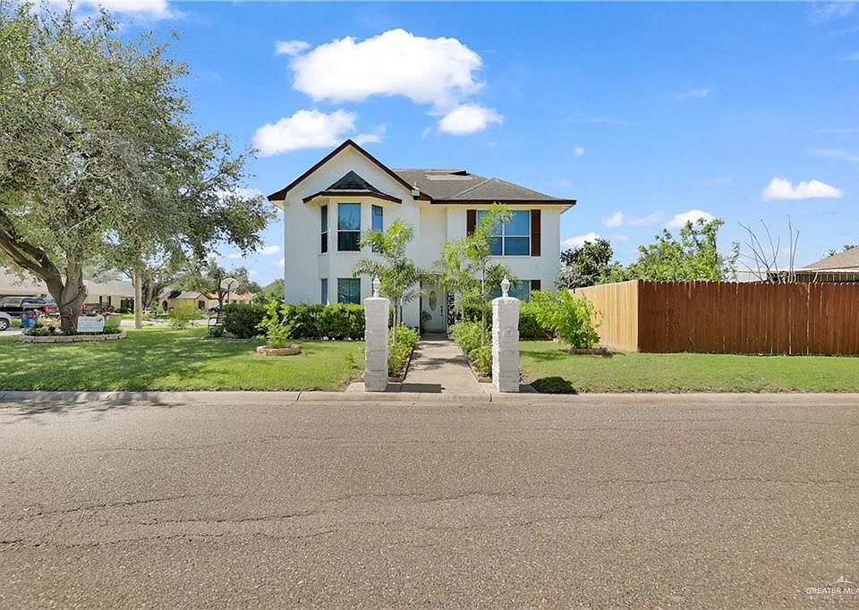 1st image of 3607 Bouganvilla St