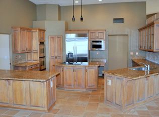 10201 Elena Dr NE, Albuquerque, NM 87122