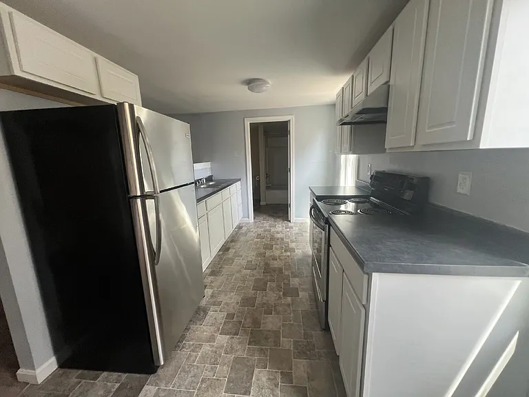 13 Summer St — Photo 4