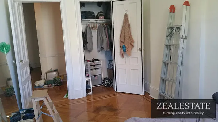 Rented by ZealEstate Group Inc | media 31