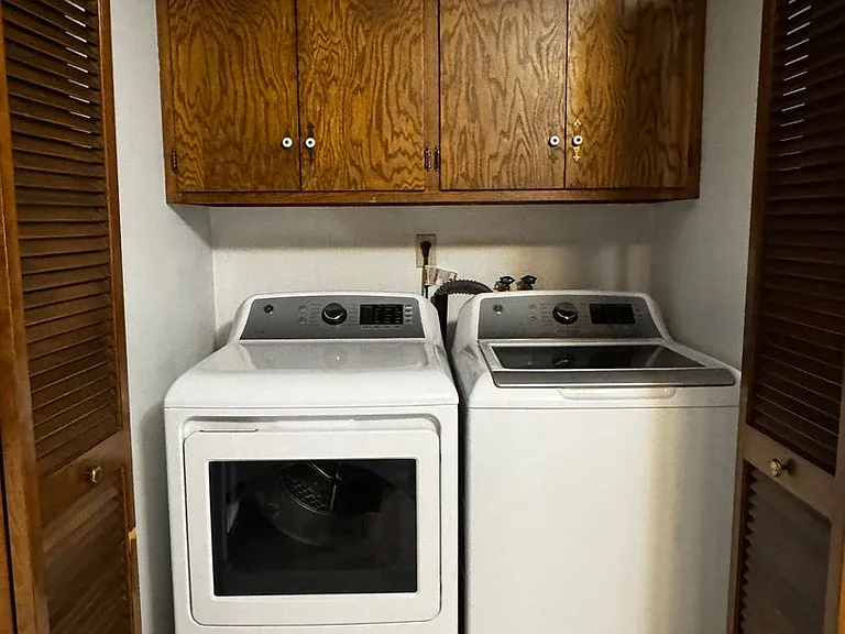 127 E Adams St #A3 — Photo 17