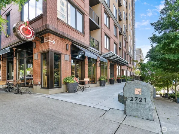 2721 1st Avenue #809, Seattle, WA 98121