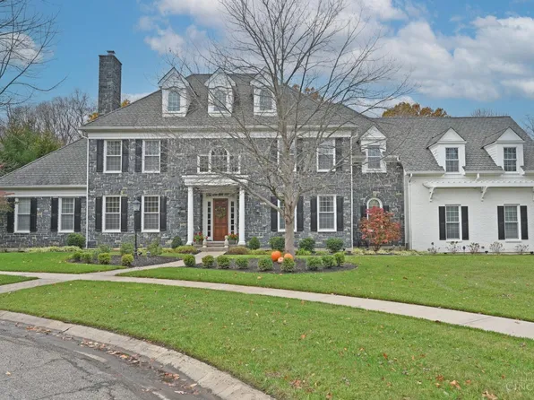 5949 Grand Legacy Dr, Maineville, OH 45039