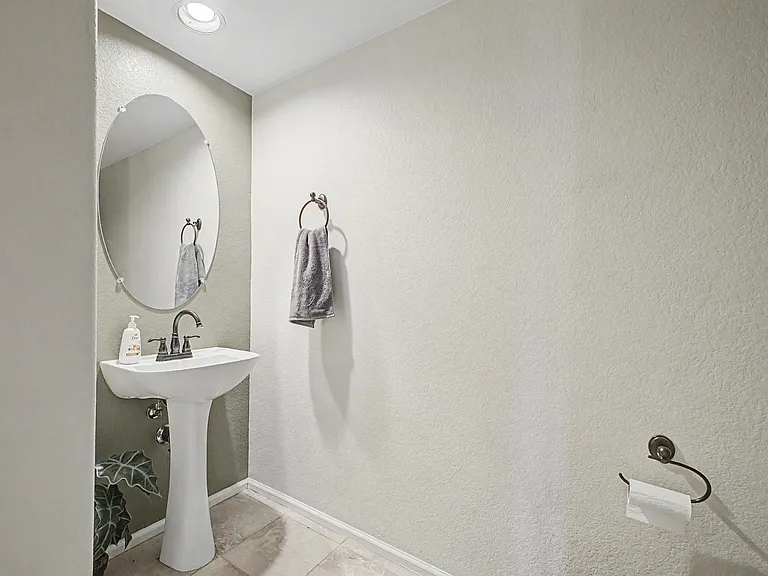 761 Rosemonte Dr — Photo 21