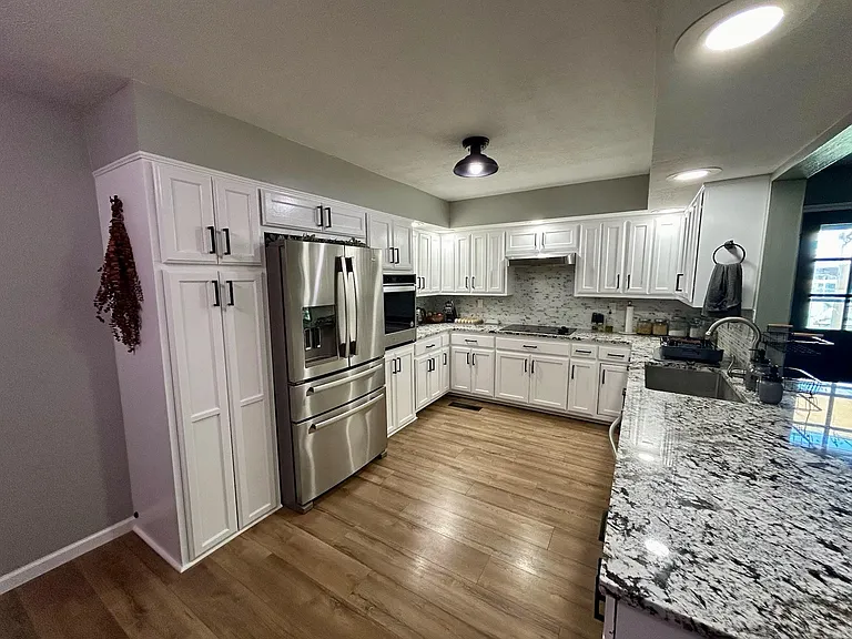 2505 Franklin Dr — Photo 8