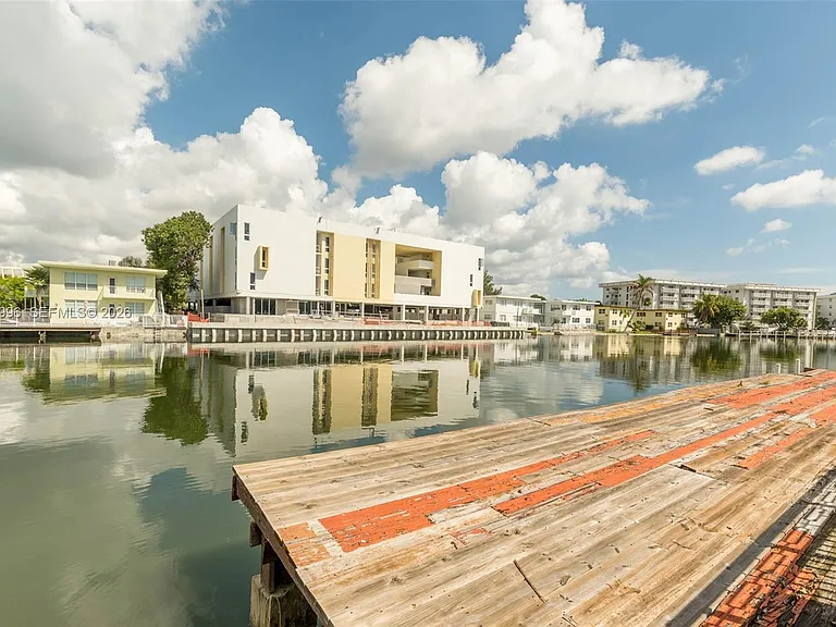 1275 Marseille Dr #35 — Photo 17