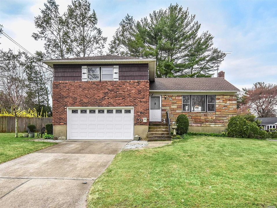 1st image of 19 Briarwood Dr