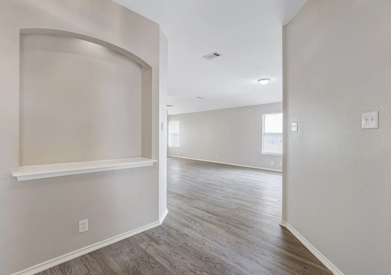 Beautiful Single-Story Home with Greenbelt Views & No Rear Neighbors — Photo 3