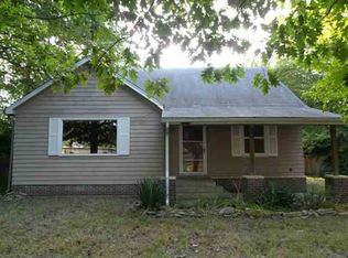 3410 NW Rochester Rd, Topeka, KS 66617