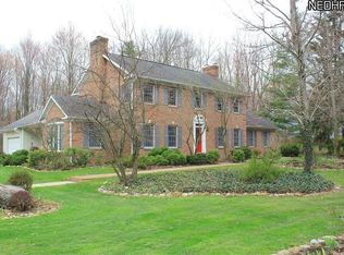 3900 Yellow Creek Rd, Akron, OH 44333