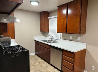 16645 Valencia Ave #2D, Fontana, CA 92335