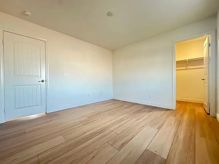 12050 Meander Way — Photo 10