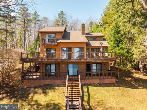 228 Paradise Hts, Oakland, MD 21550