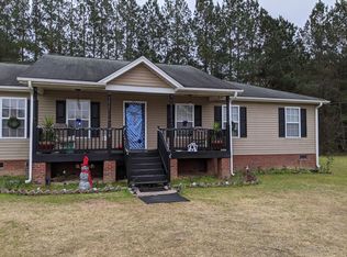 319 Walker Dr, Eutawville, SC 29048