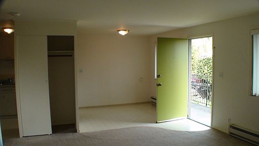 5th image of 4235 27th Ave W APT 05