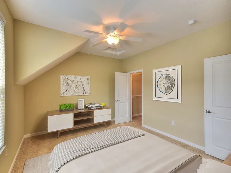 Grandview Village Apartments — Photo 7
