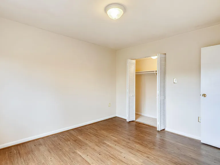 7611 Maple Ave #602 — Photo 9