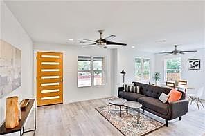 3rd image of 5204 Ledesma Rd
