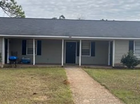 308 Carriage Ln #C, Albany, GA 31721