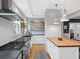 60 Walker Rd, Swampscott, MA 01907