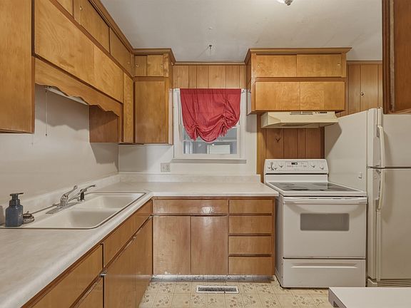 5th image of 2836 SW Sunset Rd