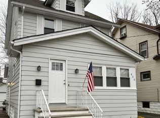 423 Drake Ave, Roselle, NJ