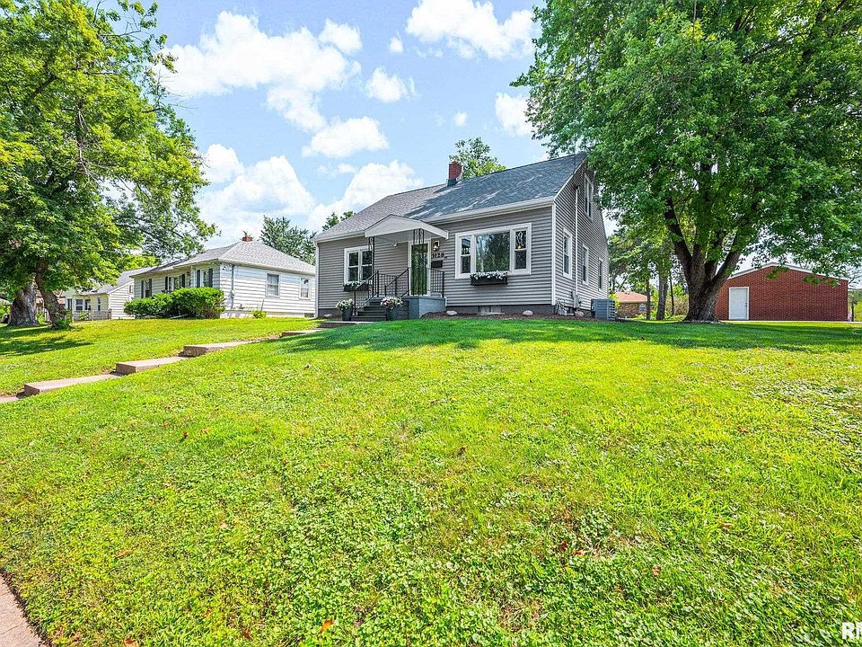 1st image of 3128 N Chapel Pl