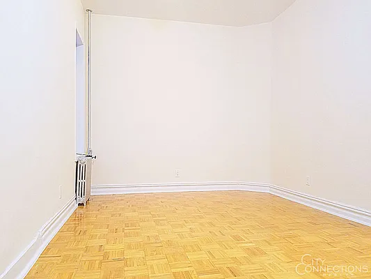 Rented by City Connections Realty | media 21