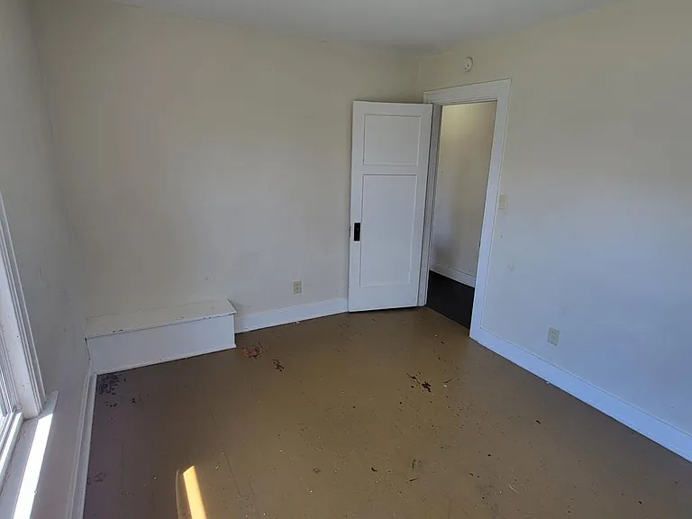 31 E Norman Ave — Photo 10
