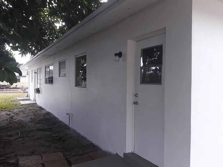 6008 NW 10 St Margate, FL 33063 — Photo 9