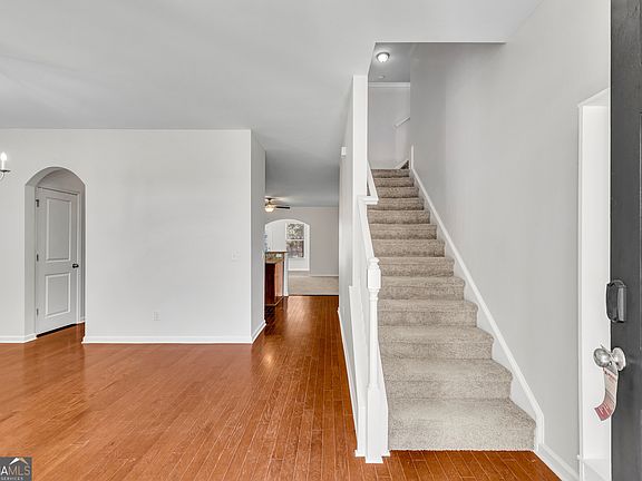 3rd image of 256 Cattle Run Way