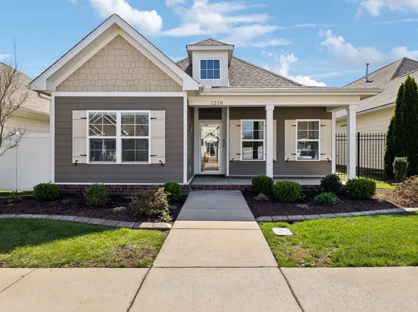 1218 Charleston Blvd, Murfreesboro, TN 37130