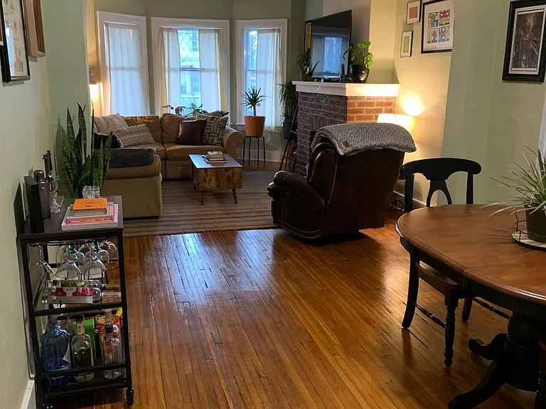 709 Richmond Ave #1 — Photo 12