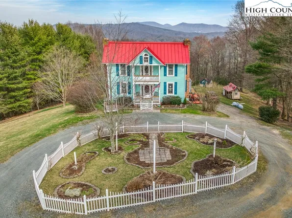 1433 Hattie Hill Road, Vilas, NC 28692