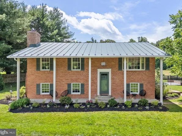 1170 Parker St, Upperville, VA 20184
