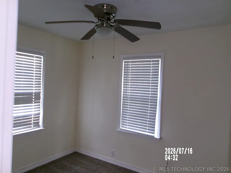 320 N Seminole Ave — Photo 7