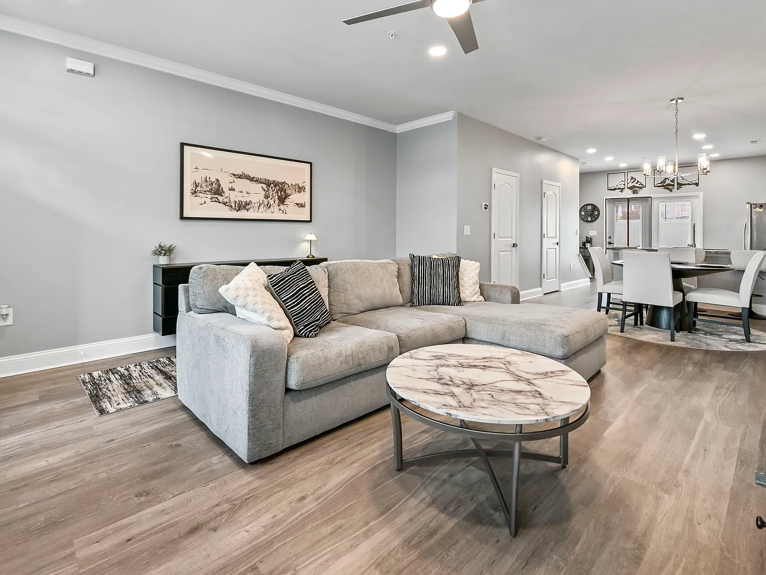 2 bed, 2.5 bath, 1216 sqft, $2,200 — Photo 4