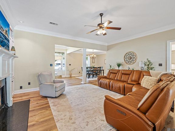 5th image of 7516 Wascom Ln
