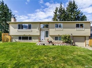 19128 69th Pl W, Lynnwood, WA 98036