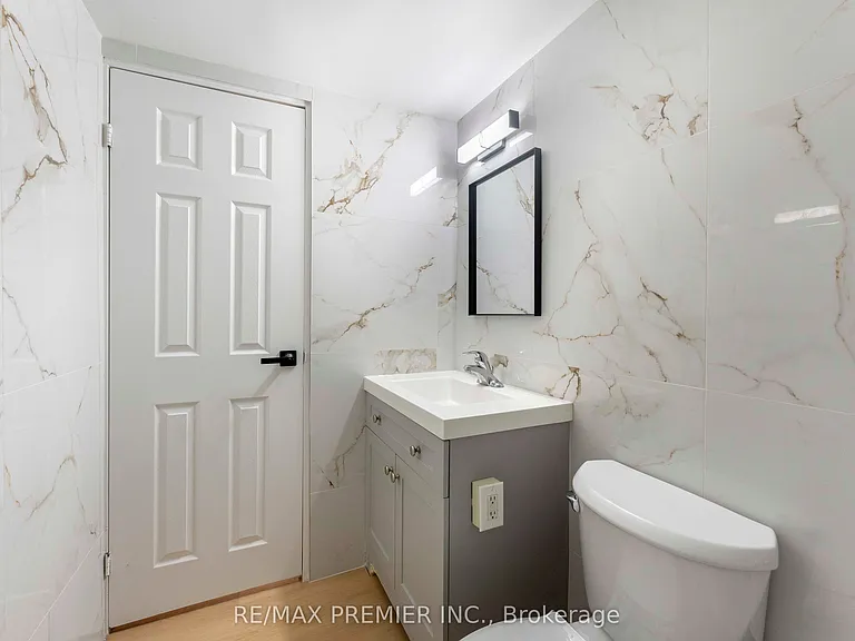 5 Frith Rd #105 — Photo 8