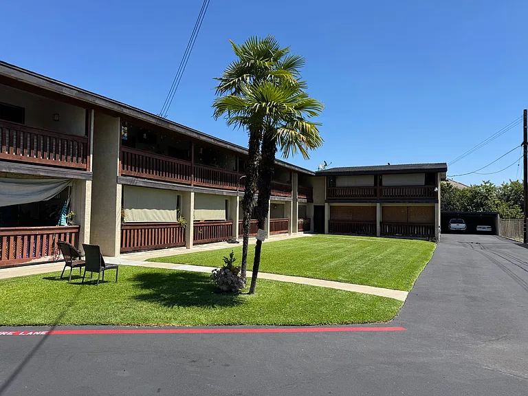 5642 Rosemead — Photo 15