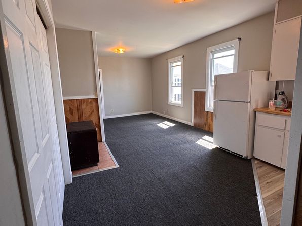 23 Woodlawn St #3W
